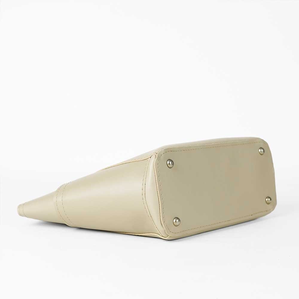 The Latitude Bag Beige - Image 3